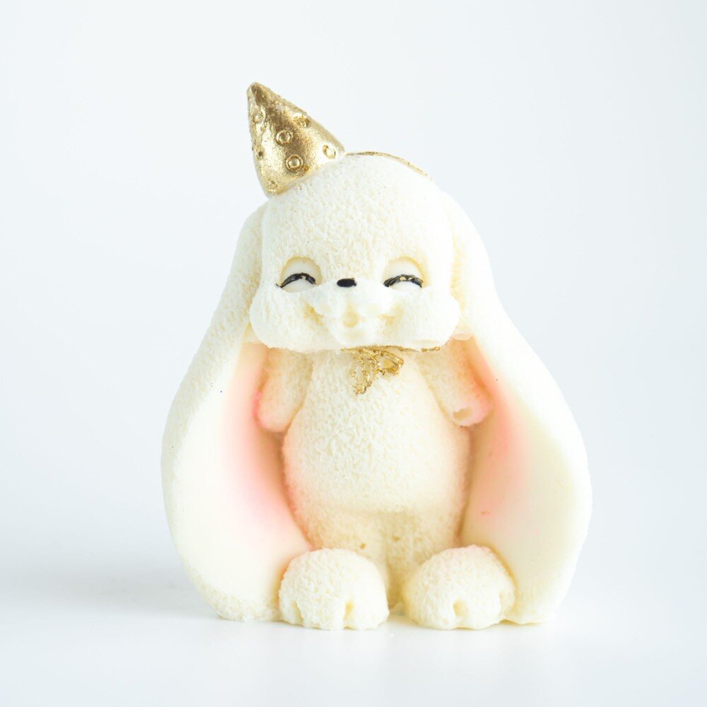 "Зайчик большой с колпачком" для оформления