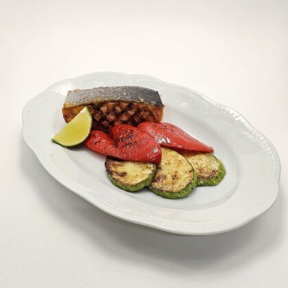 Семга запеченная с овощами гриль Темир