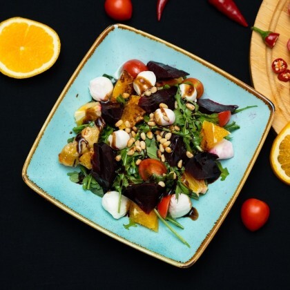 Салат витаминный с апельсином