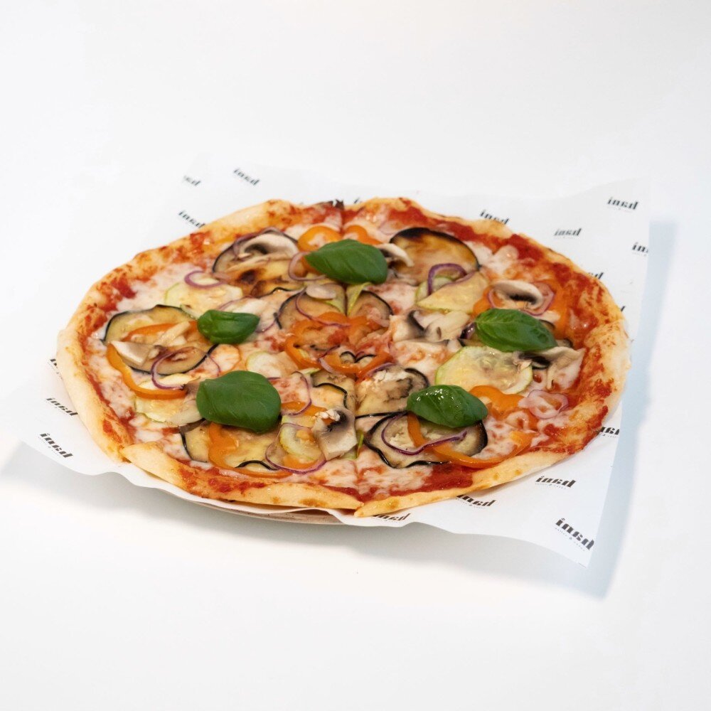 Пицца "Вегетарианская" с баклажаном