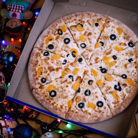 Новогодняя пицца с мандаринами