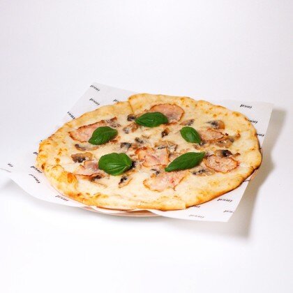 Пицца "Трюфель с копченой курицей"