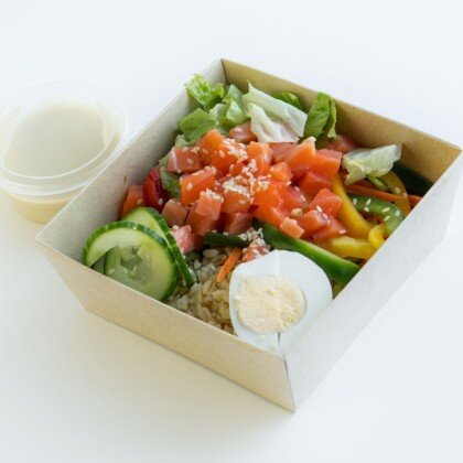 Боул с семгой и булгуром с собой