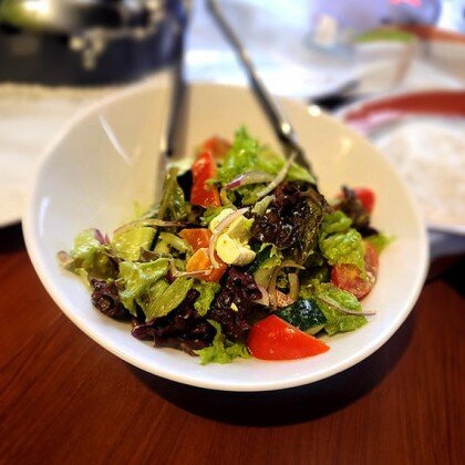 Салат овощной с творожным сыром