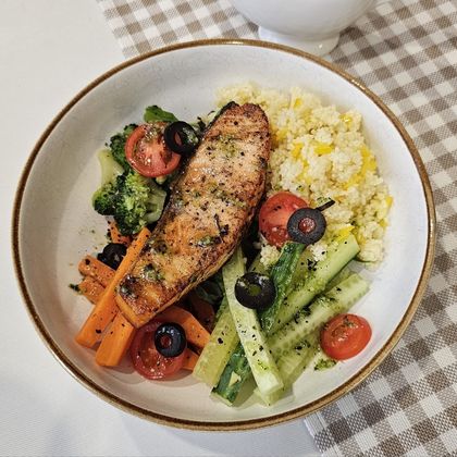 Боул с лососем