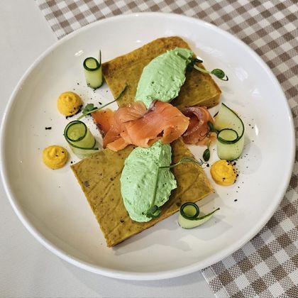 Морковная запеканка с лососем