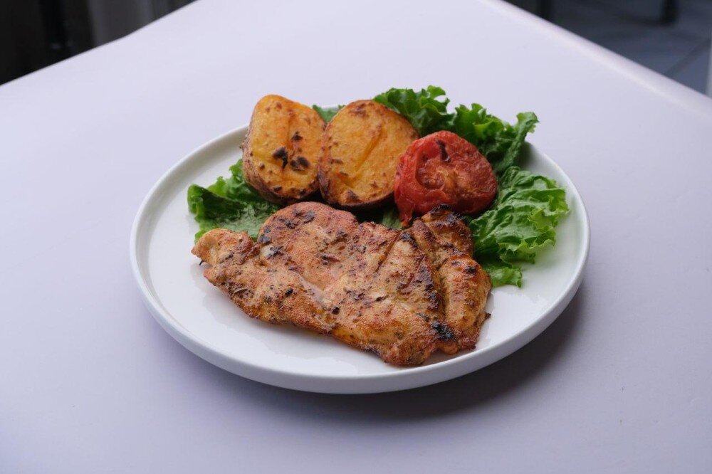 Стейк из курицы с фирменым соусом