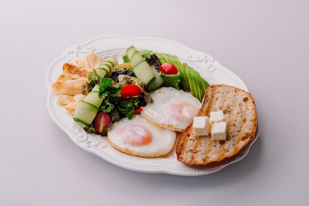 Завтрак с сыром халуми