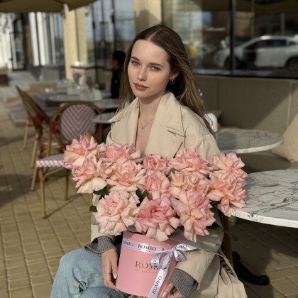 Хит из вывернутых роз