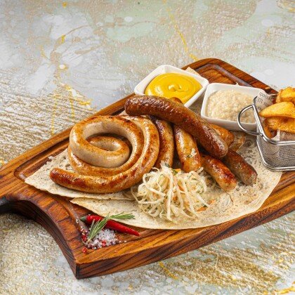 Колбаски на гриле