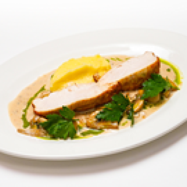 Картоп пюресі қосылған тауық еті