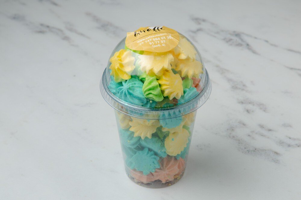 Безе в стаканчике